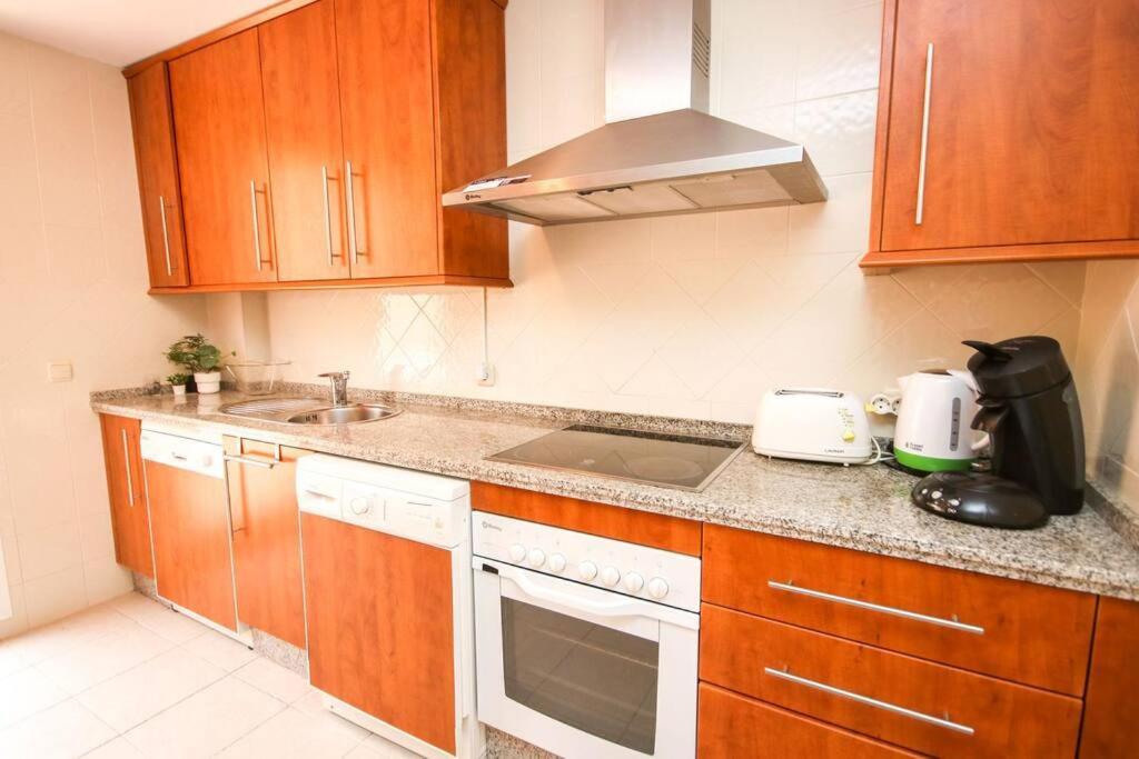 Lovely 2 Bedroom Apt Near Golf Los Lagos Elviria Marbella Luaran gambar